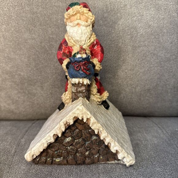 Santa on Rooftop Chimney Wind Up Musical Figure Christmas - Picture 1 of 9